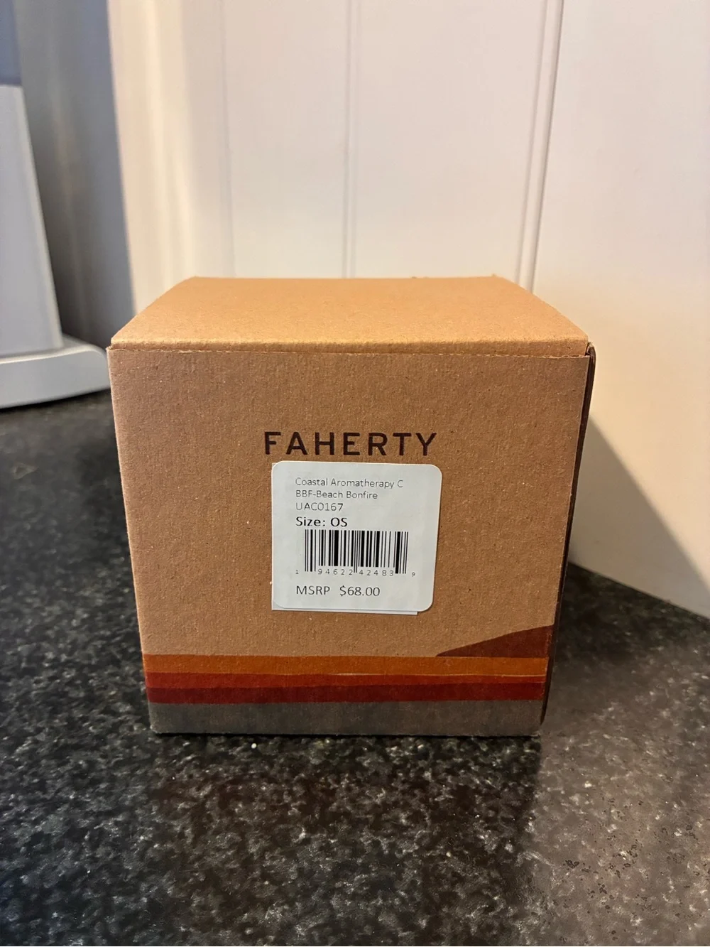 NIB Faherty $68 Beach Bonfire Beeswax Coastal Aroma Therapy Candle